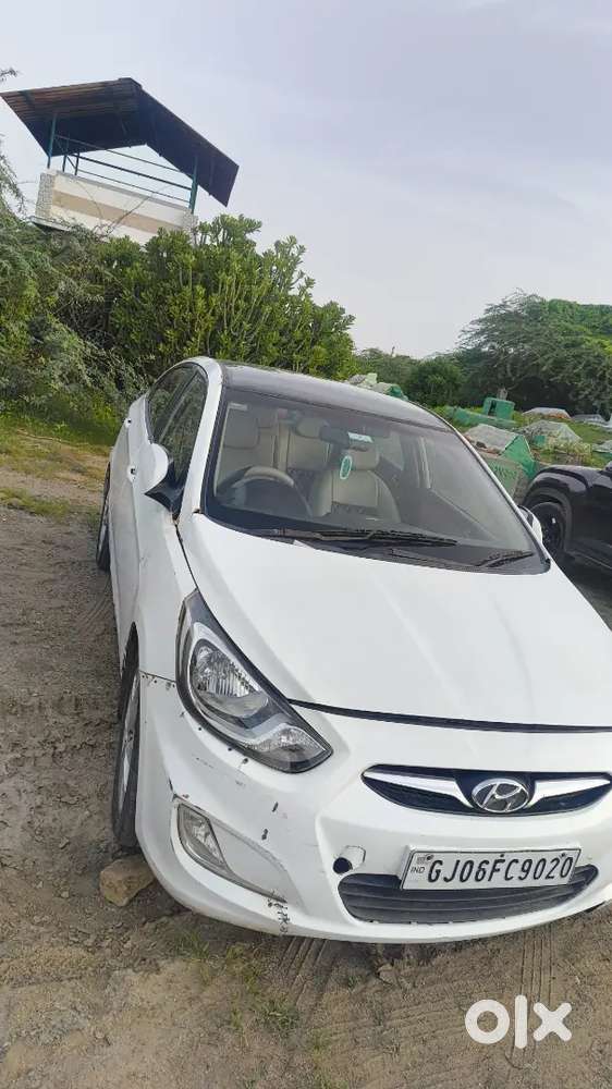 Hyundai Verna 2012 Petrol Suv