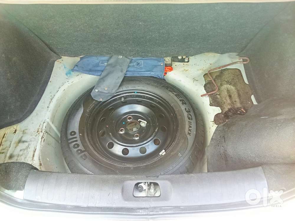 Maruti Suzuki Swift Dzire Vdi Bsiv, 2012, Diesel