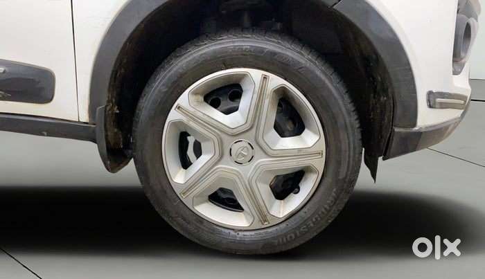 Tata Nexon 1.2 Revotron Xm Plus (s), 2023, Petrol