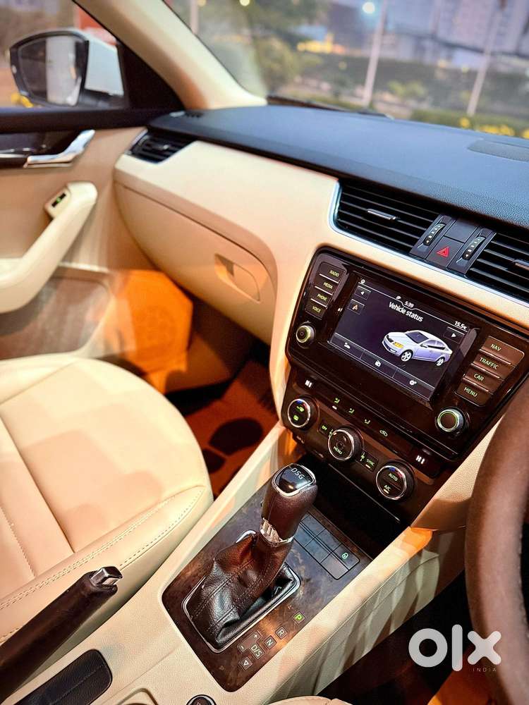 Skoda Octavia 2.0 Tdi Style Plus At, 2017, Diesel