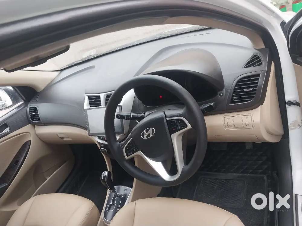 Honda . Km 83000. Diesel . Owner 4.automatic