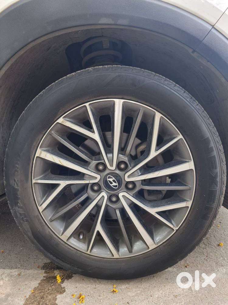 Hyundai Tucson 2.0 Gl 2wd Petrol At, 2020, Petrol