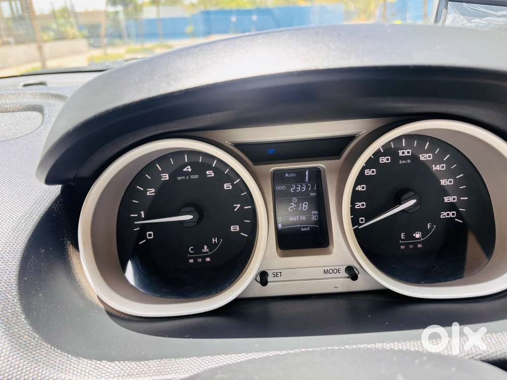 Tata Tiago 1.2 Revotron Xza, 2018, Petrol