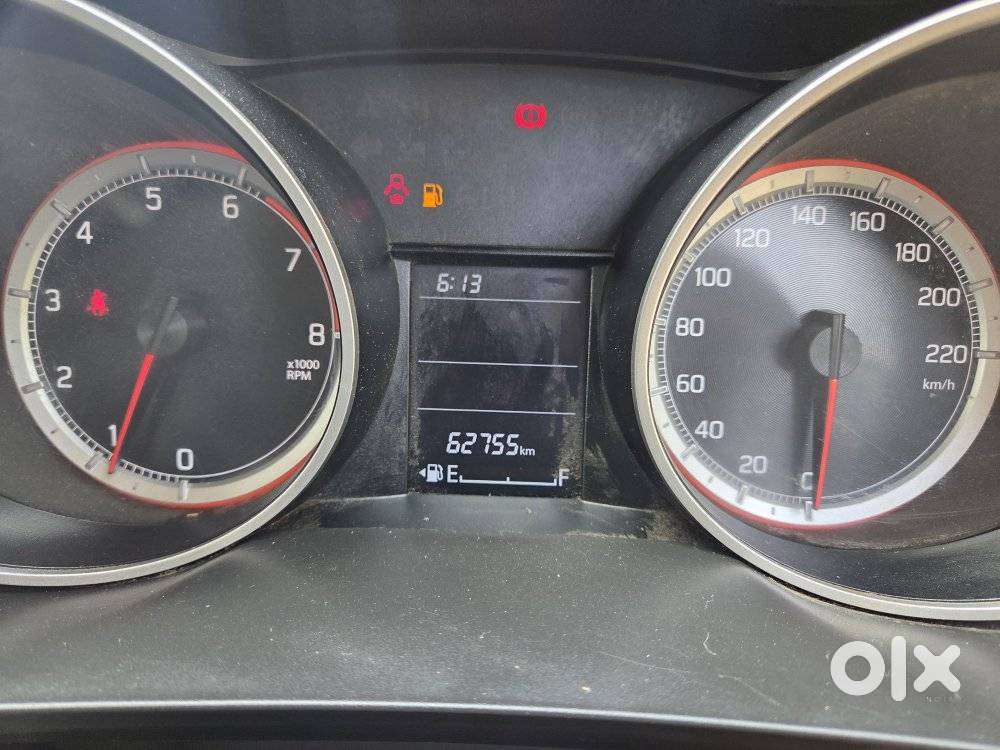 Maruti Suzuki Swift Vxi + Manual, 2021, Petrol
