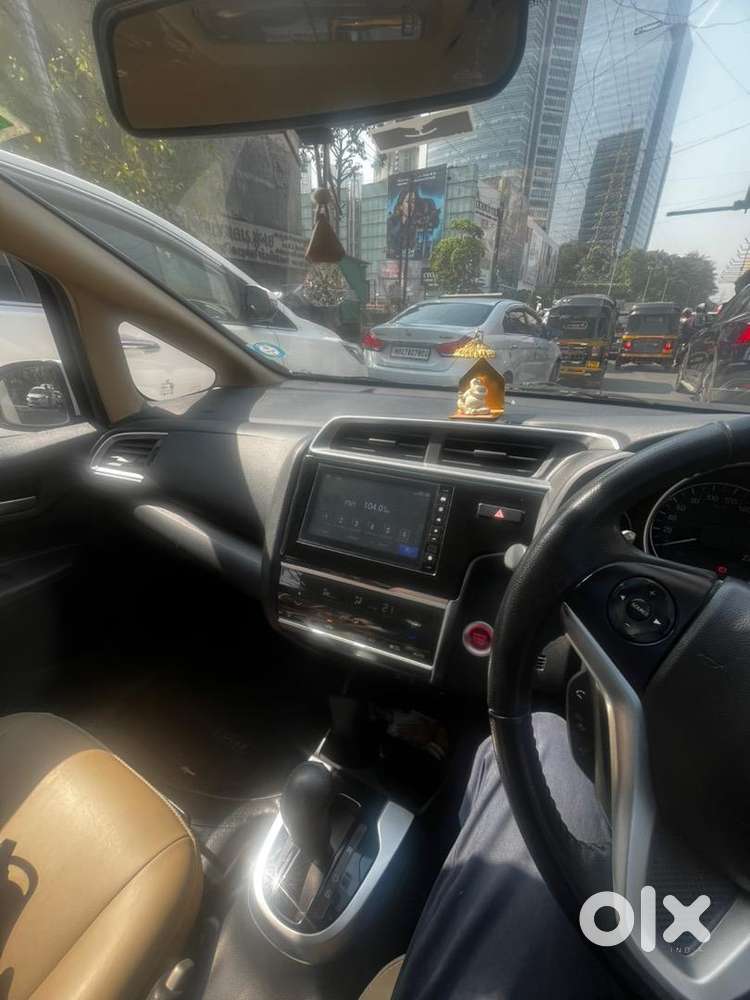 Honda Jazz White Automatic Petrol