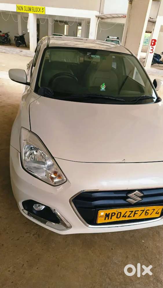 Maruti Suzuki Dzire 2023 Cng & Hybrids 118081 Km Driven