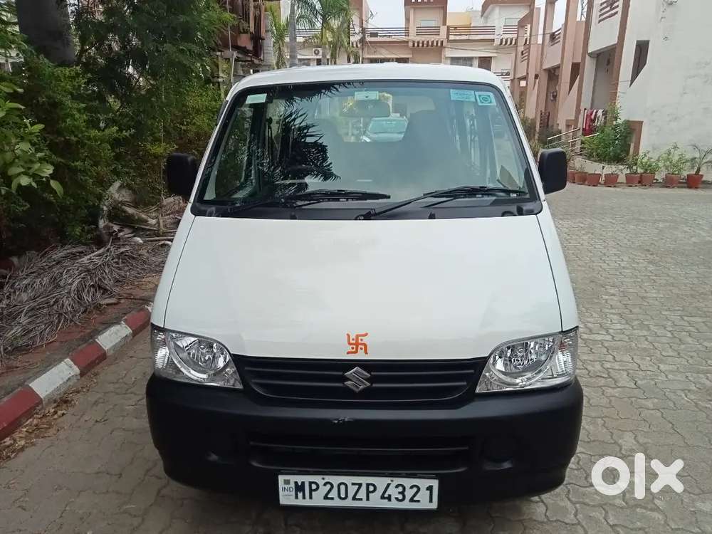 गाड़ी किराए पर देना है