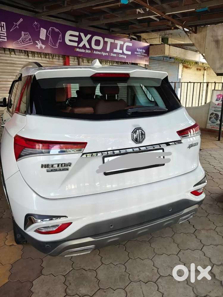 Mg Hector Plus Sharp Pro 1.5 Turbo Petrol Mt 6 Str, 2022, Petrol