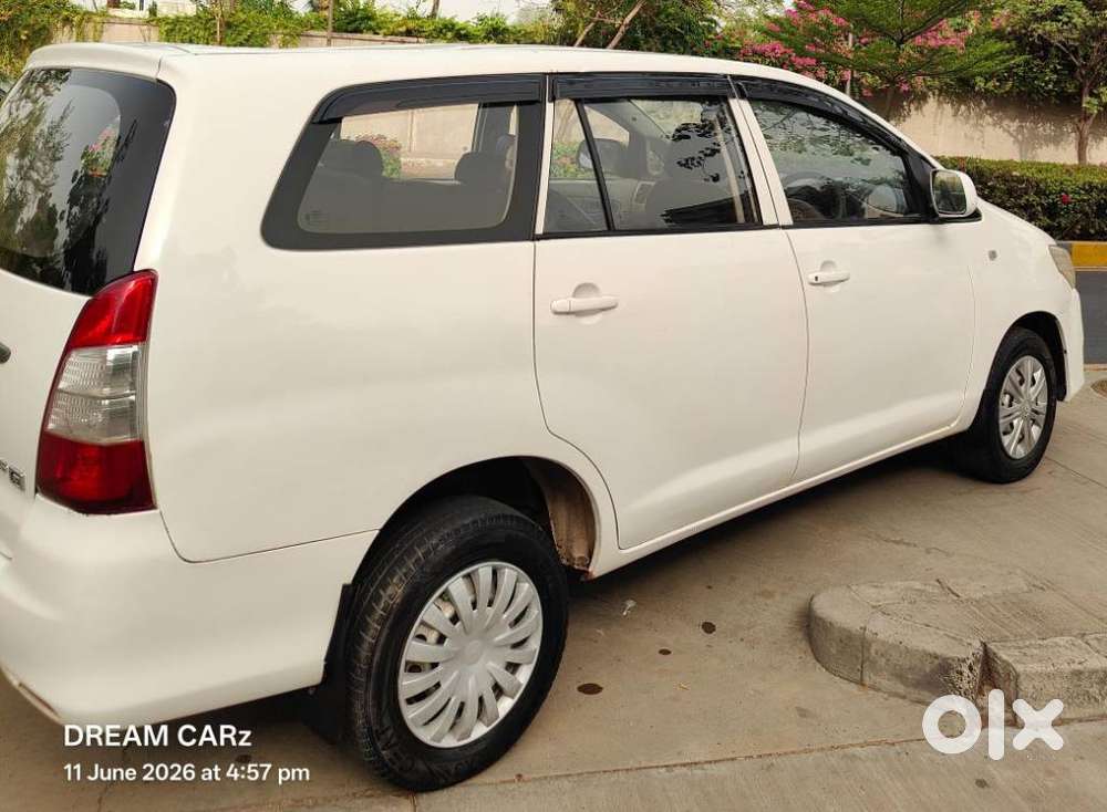 Toyota Innova [2013-2016] 2.5 G2 8 Str, 2014, Diesel
