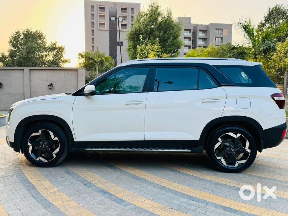 Hyundai Alcazar 2022 Petrol Auto 46000 Km Driven