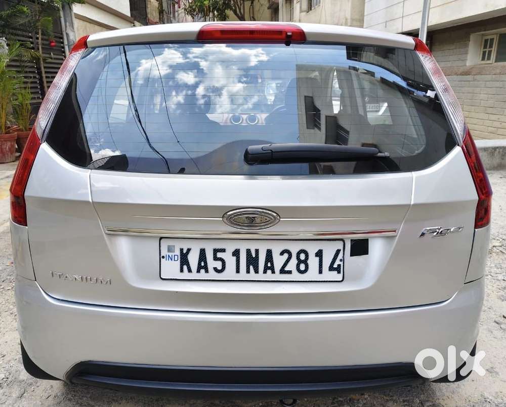 Ford Figo 1.2p Titanium Mt, 2010, Petrol