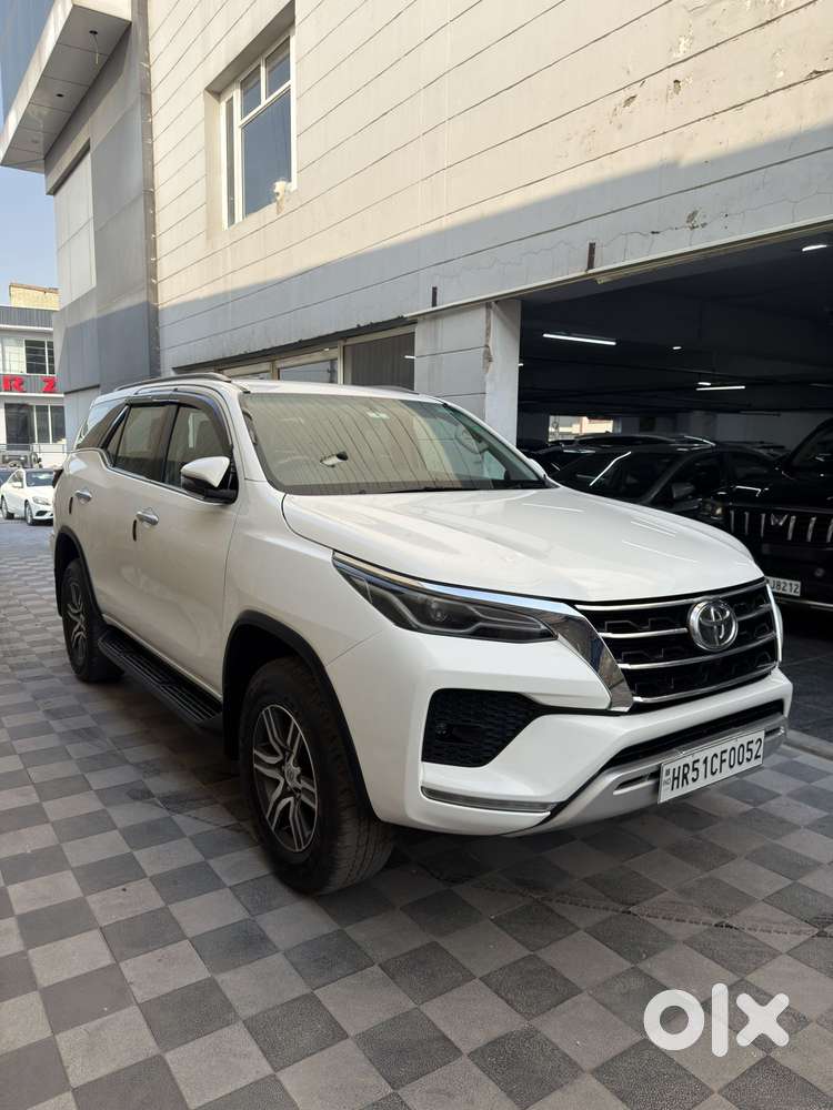 Toyota Fortuner [2021-ongoing] 2.8 2wd Diesel At, 2021, Diesel