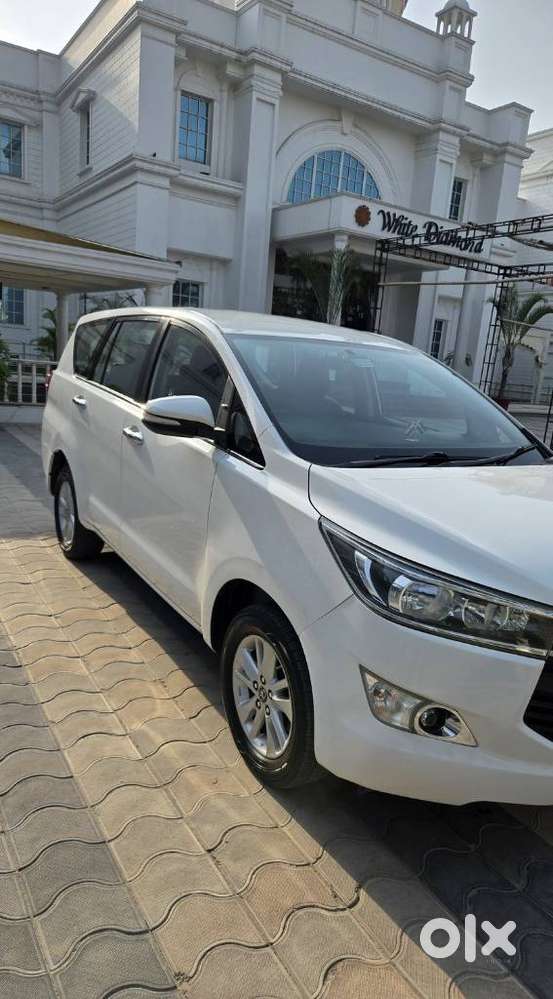 Toyota Innova Crysta 2.8 Gx At, 2017, Diesel