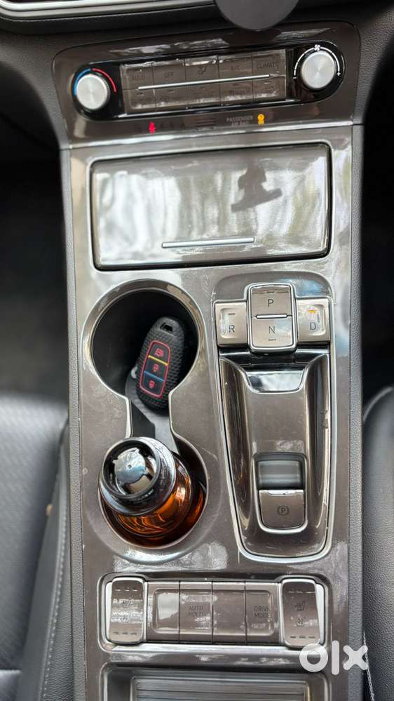 Hyundai Kona Electric Premium Dual Tone, 2023, Electric