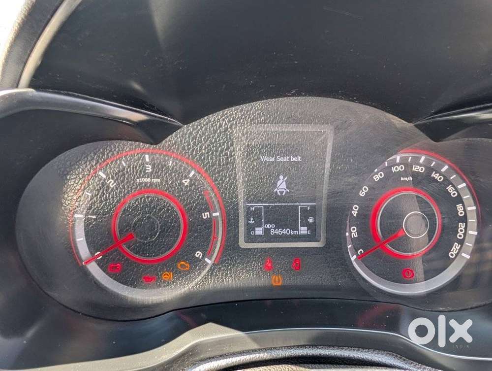 Mahindra Xuv300 W8 Option Diesel, 2022, Diesel