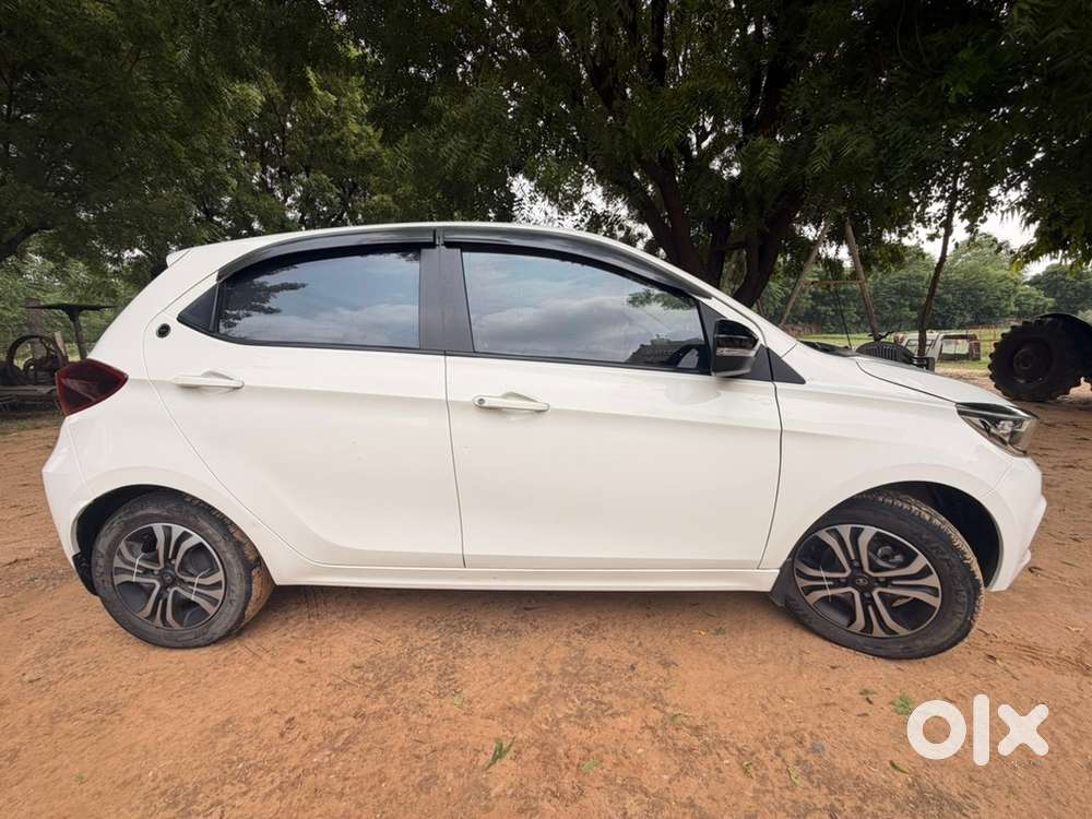 Tata Tiago Hybrid 2023