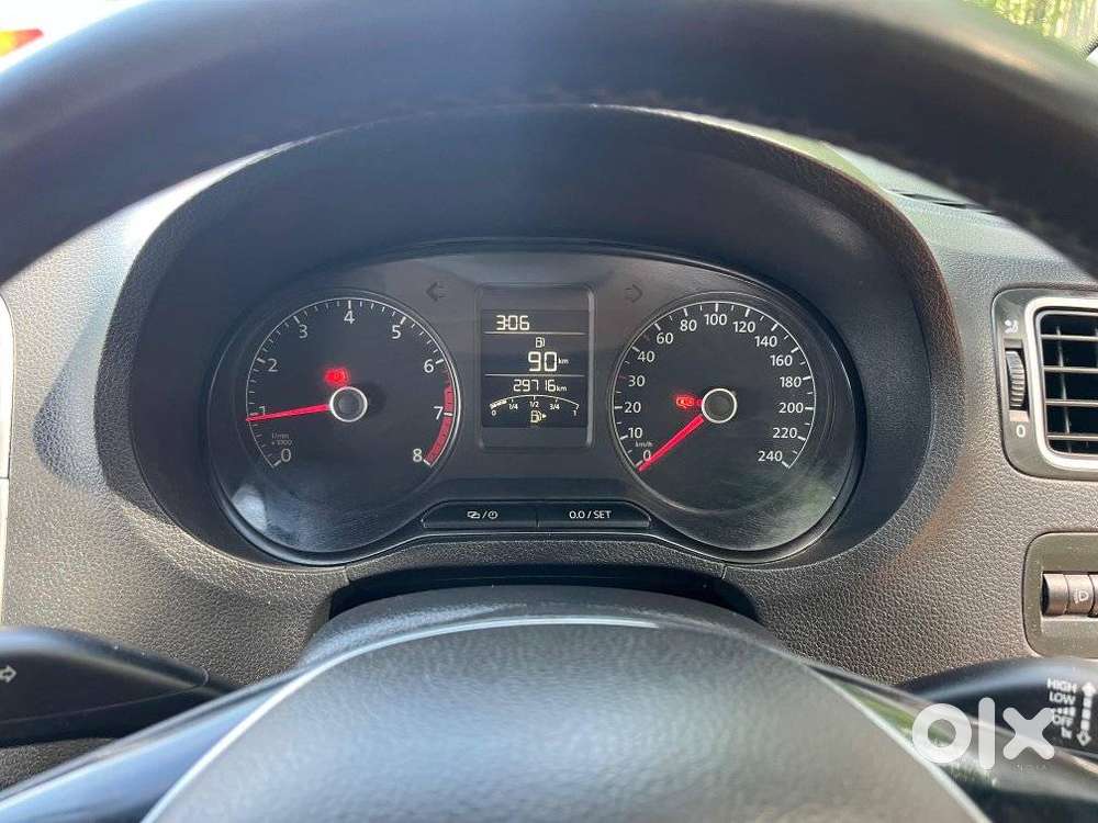 Volkswagen Polo, 2015, Petrol