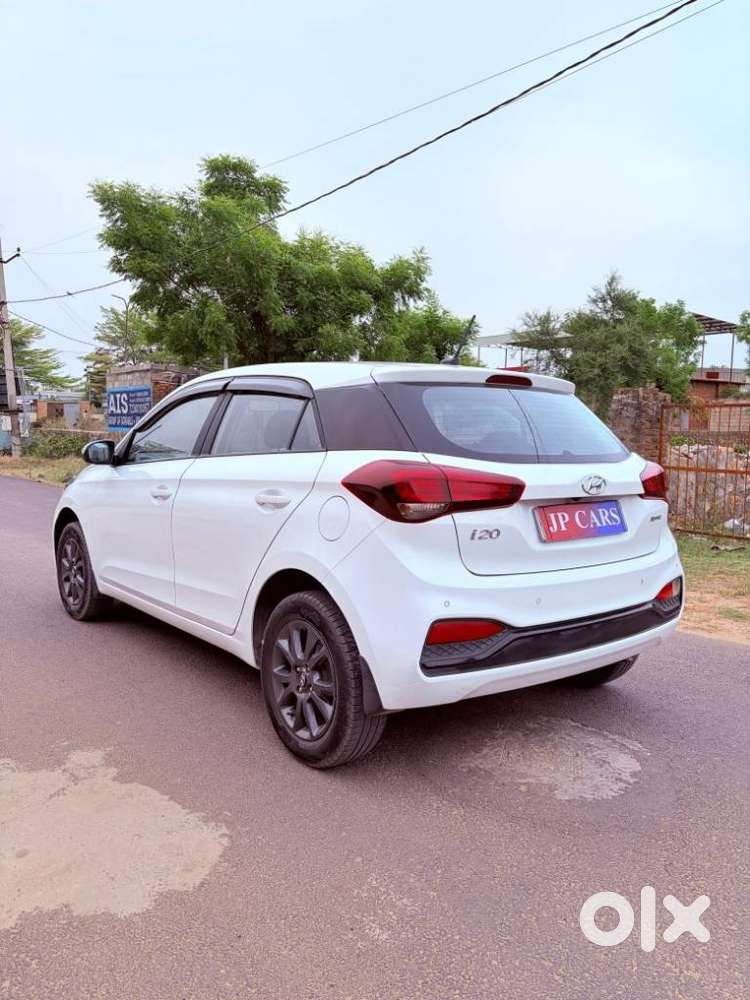Hyundai I20 Sportz Plus, 2020, Petrol