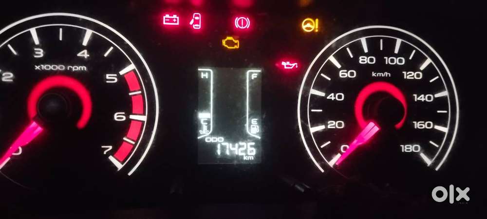 Mahindra Kuv100 G80 2016