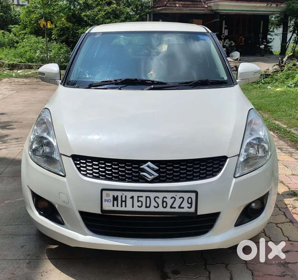Maruti Suzuki Swift Vxi Bsiv, 2013, Petrol