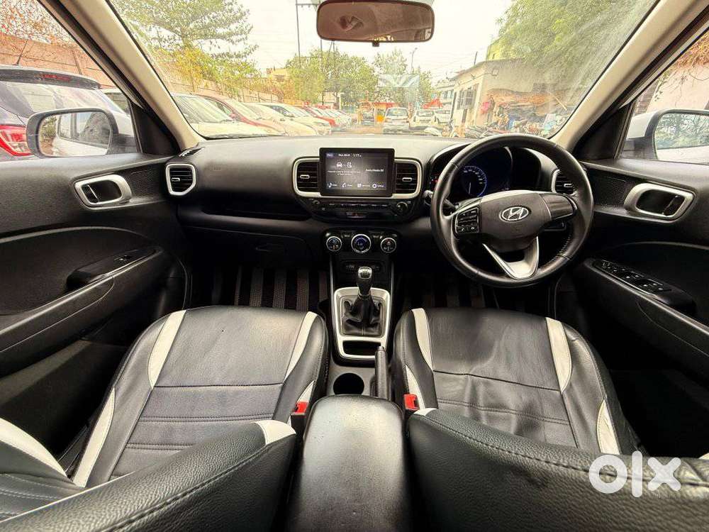 Hyundai Venue S Plus Mt 1.2 Kappa, 2022, Petrol