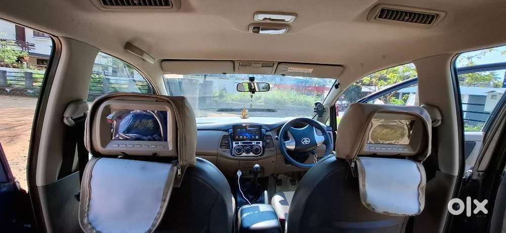 Toyota Innova 2015 Diesel 50916 Km Driven