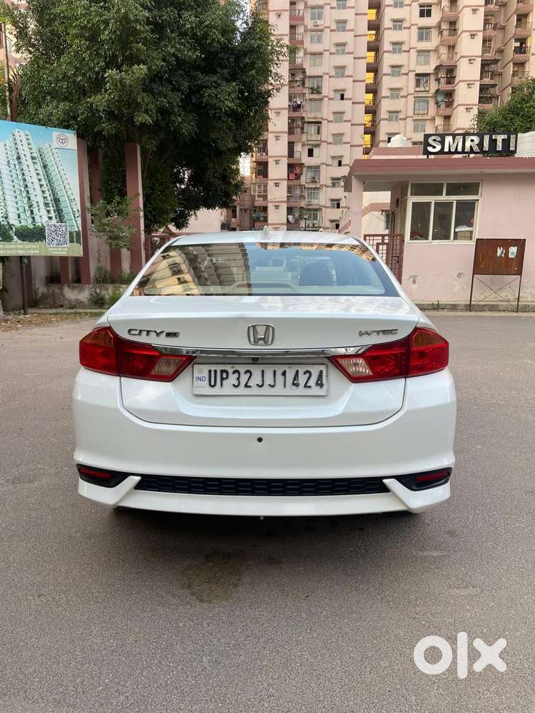 Honda City V Mt Sunroof, 2017, Petrol
