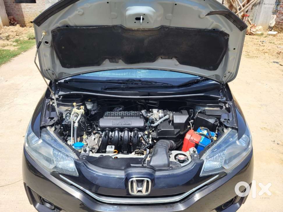 Honda Jazz V Mt Privilege, 2015, Petrol