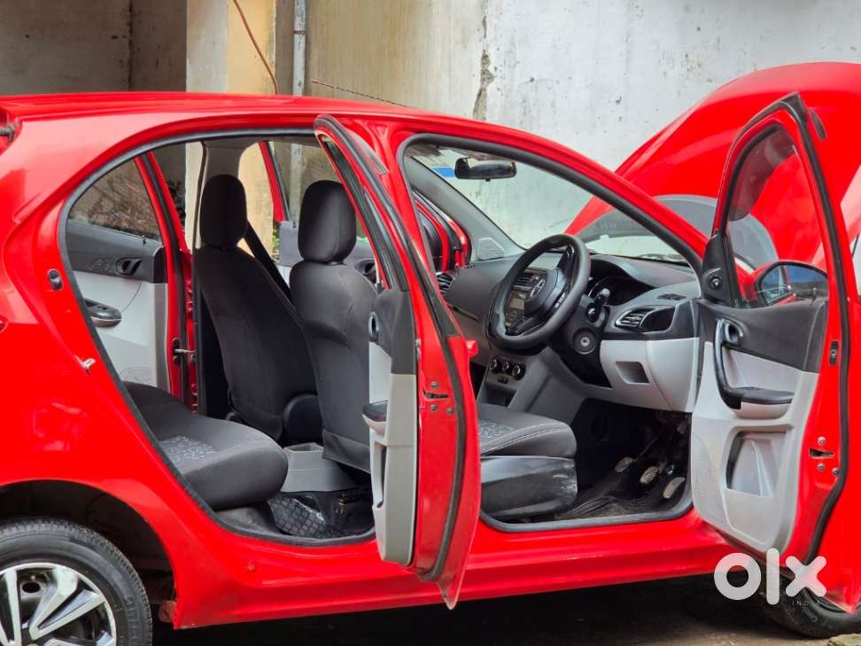 Tata Tiago 1.2 Revotron Xt, 2020, Petrol