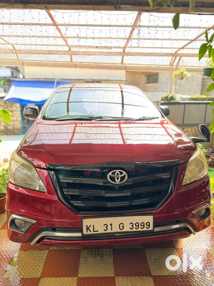 Toyota Innova 2014, Original Kerala Showroom Service