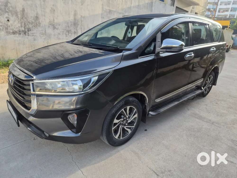 Toyota Innova Crysta [2020-ongoing] 2.4 Gx 8 Str, 2021, Diesel