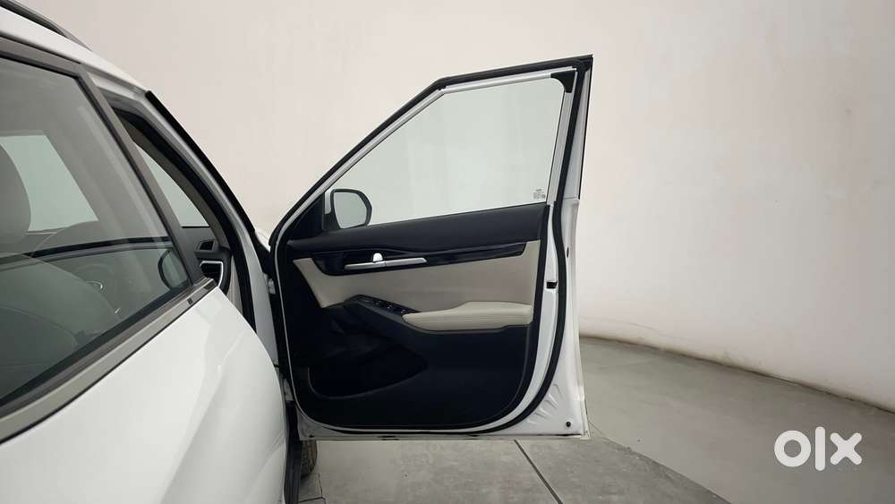 Kia Seltos 1.5 Htx At Petrol, 2019, Petrol