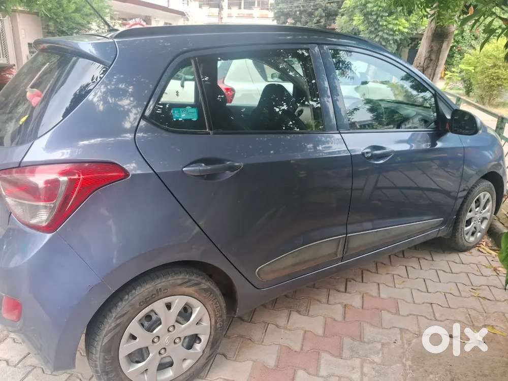 Hyundai Grand I10 Sportz 2015