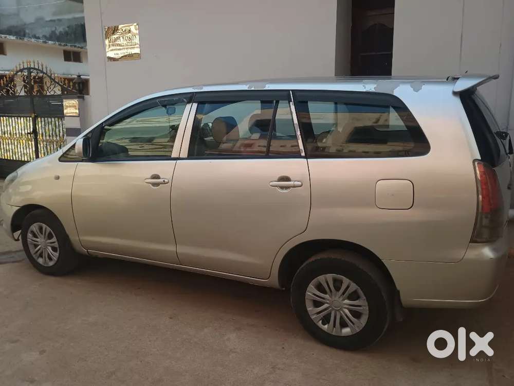 Toyota Innova 2006 Diesel 169000 Km Driven