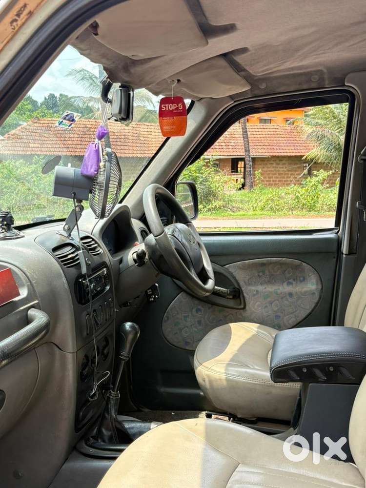Mahindra Diesel Car 2005