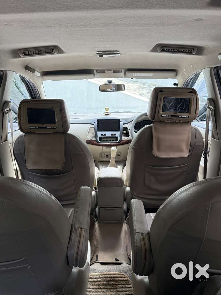 Toyota Innova 2013 Diesel Well Maintained