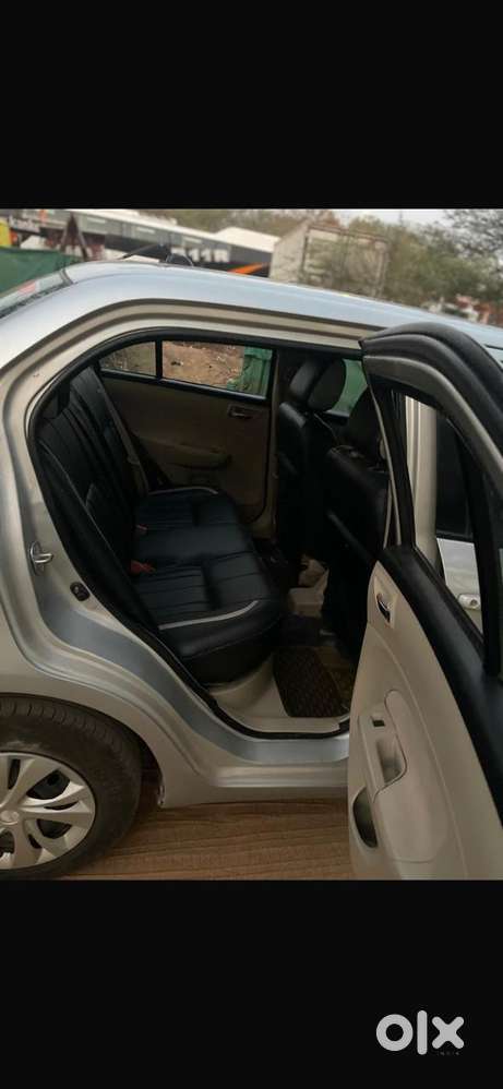 Maruti Suzuki Dzire 1.2 Vxi, 2015, Petrol