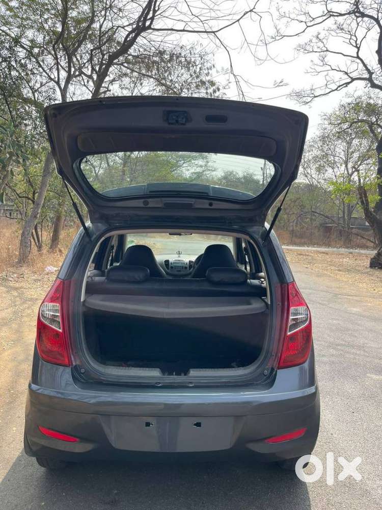 Hyundai I10 [2010-2017] 1.2 Sportz At, 2011, Petrol