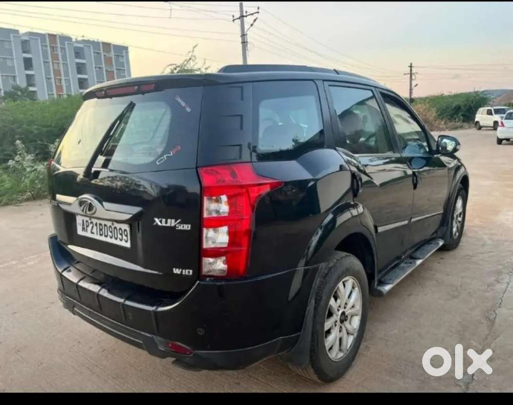 Mahindra Xuv500 2016, W10 Sunroof Super Condition