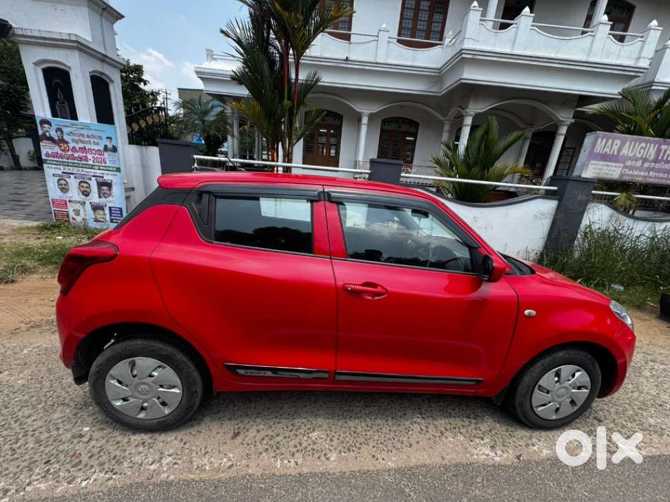Maruti Suzuki Swift 2018 Lxi, 2019, Petrol