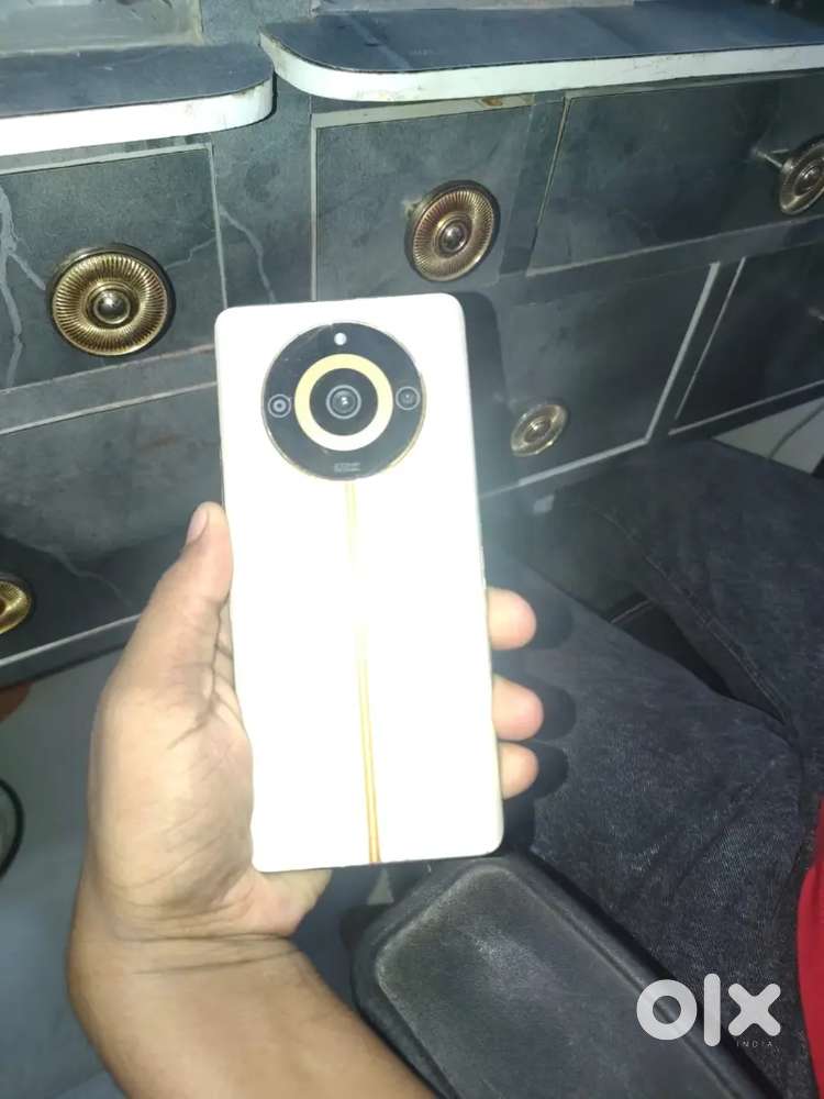 Realme 11pro 5g 8 256 new mint condition
