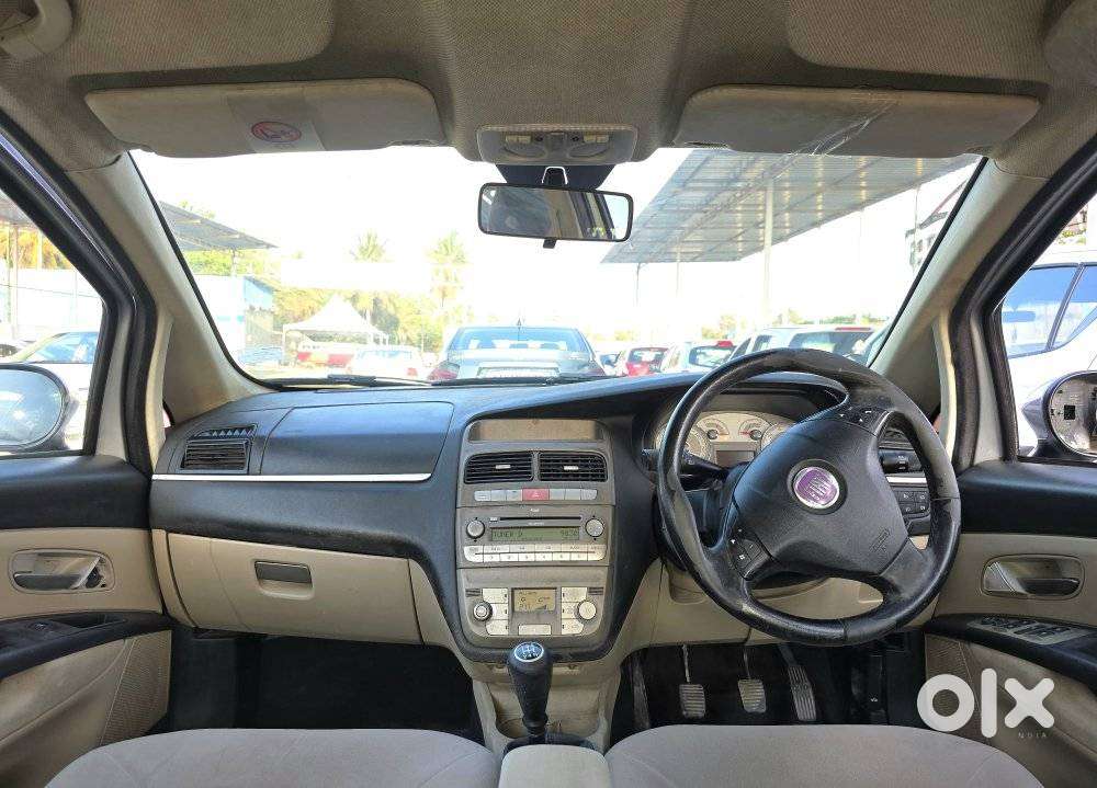 Fiat Linea Emotion Pk 1.4, 2009, Petrol