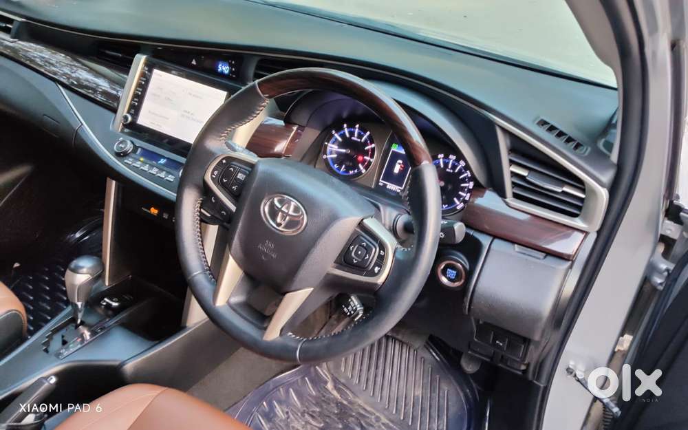 Toyota Innova Crysta