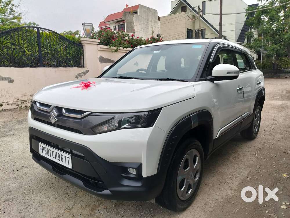 Maruti Suzuki Brezza 1.5 Vxi Smart Hybrid, 2024, Petrol