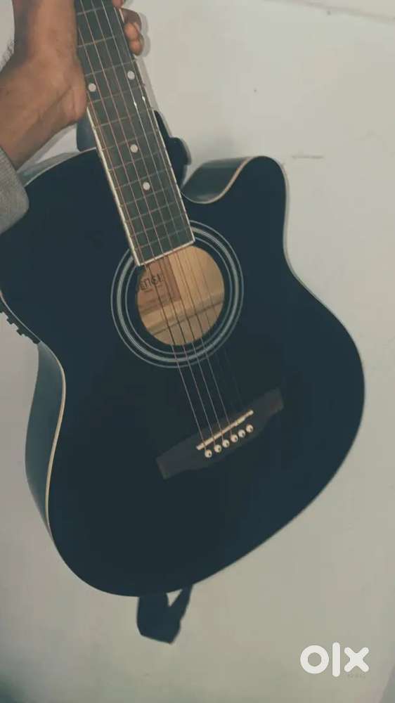 Acoustic Guitar for Sale &ndash; Good Condition