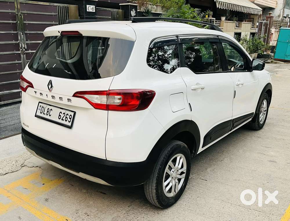 Renault Triber Rxt, 2023, Petrol