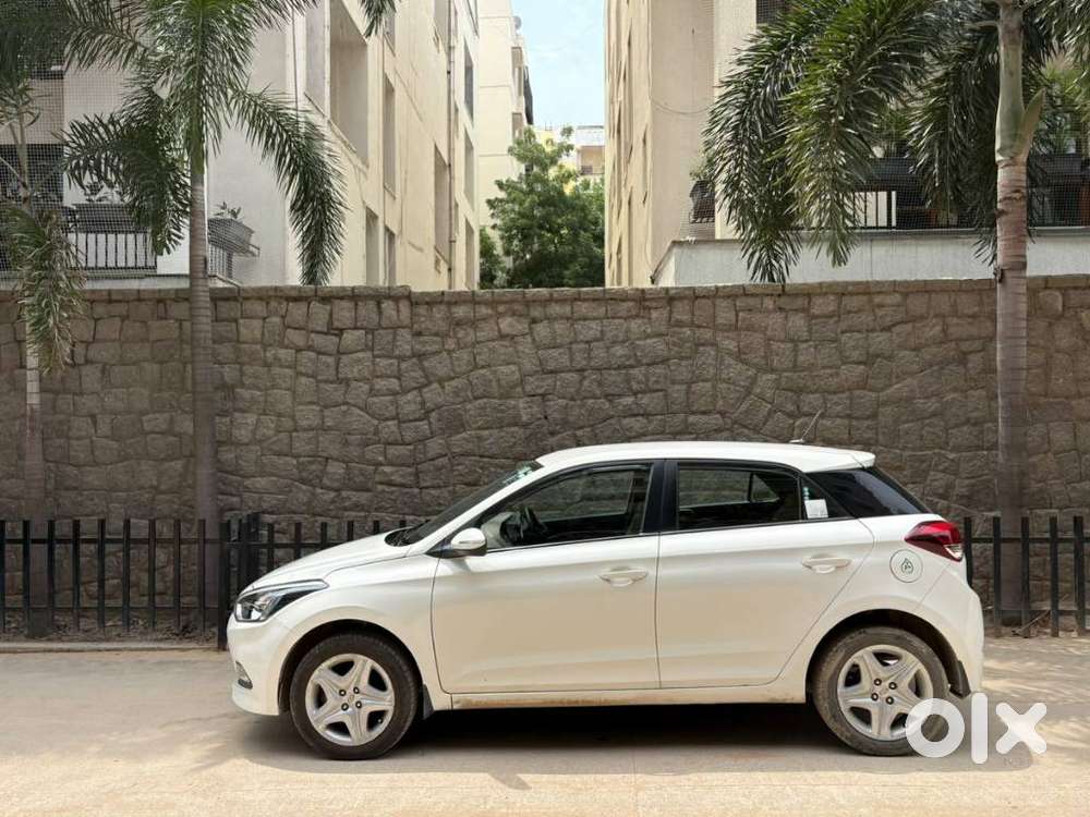 Hyundai I20 Petrol Asta, 2017, Petrol
