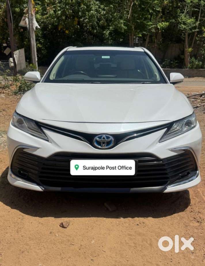 Toyota Camry Hybrid, 2023, Petrol