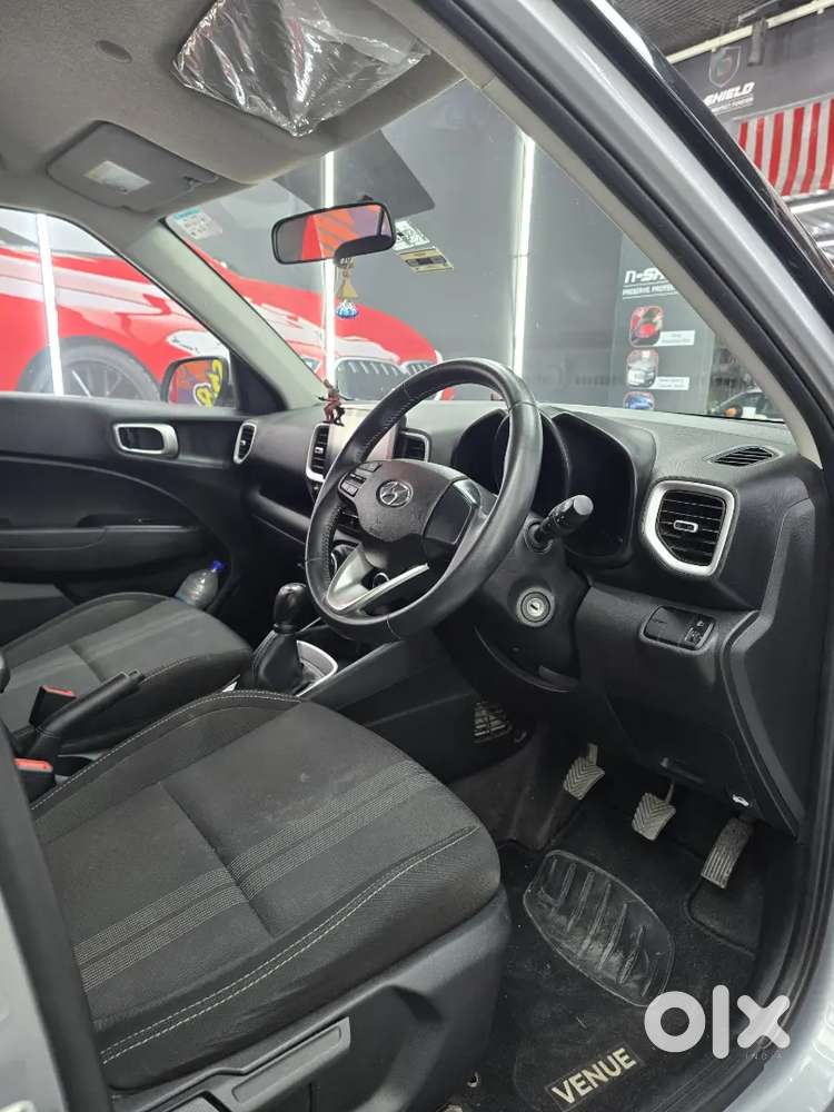 Vanue For Sell
