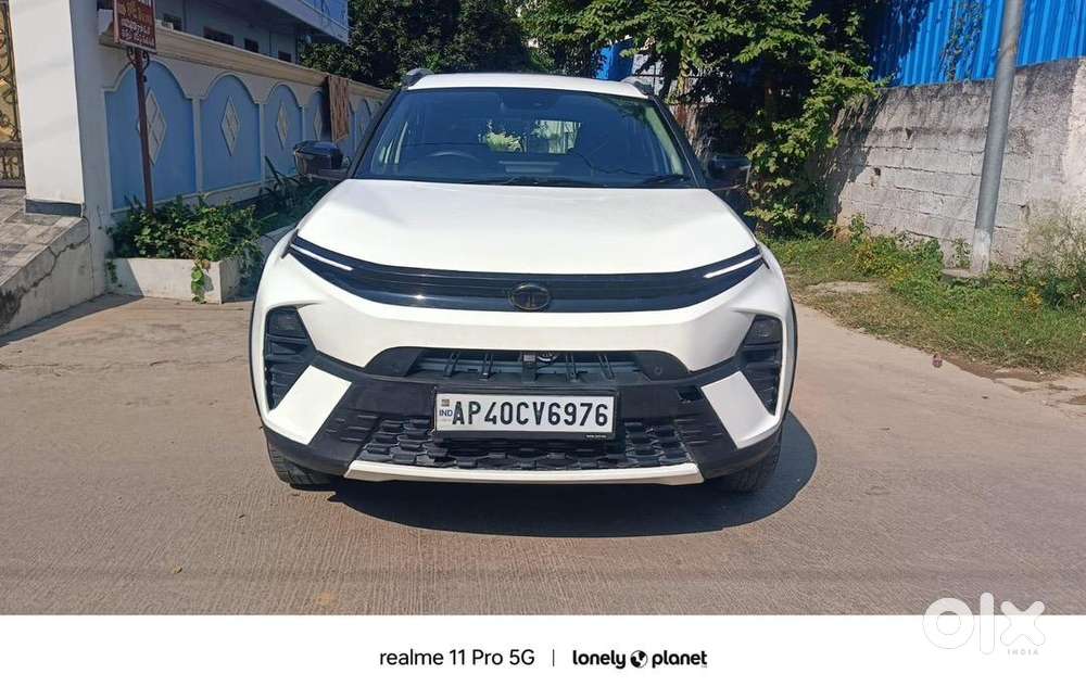 Tata Nexon Creative + Sunroof Petrol Automatic